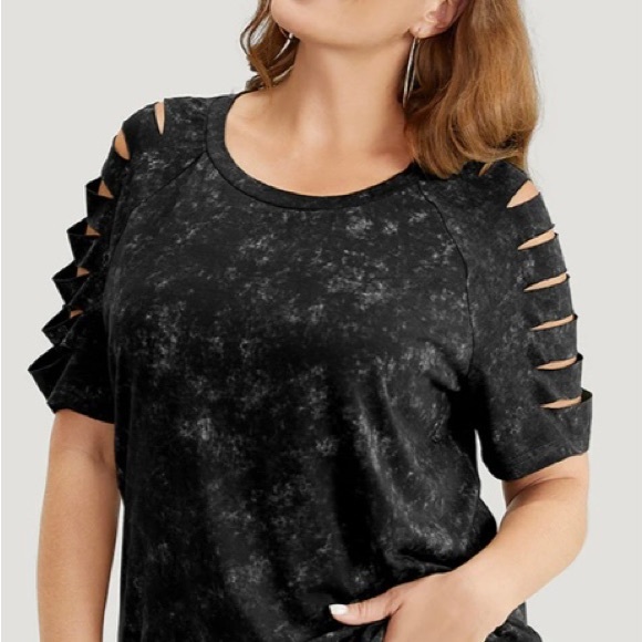 Solid Cut-out Raglan Tee - Picture 2 of 4